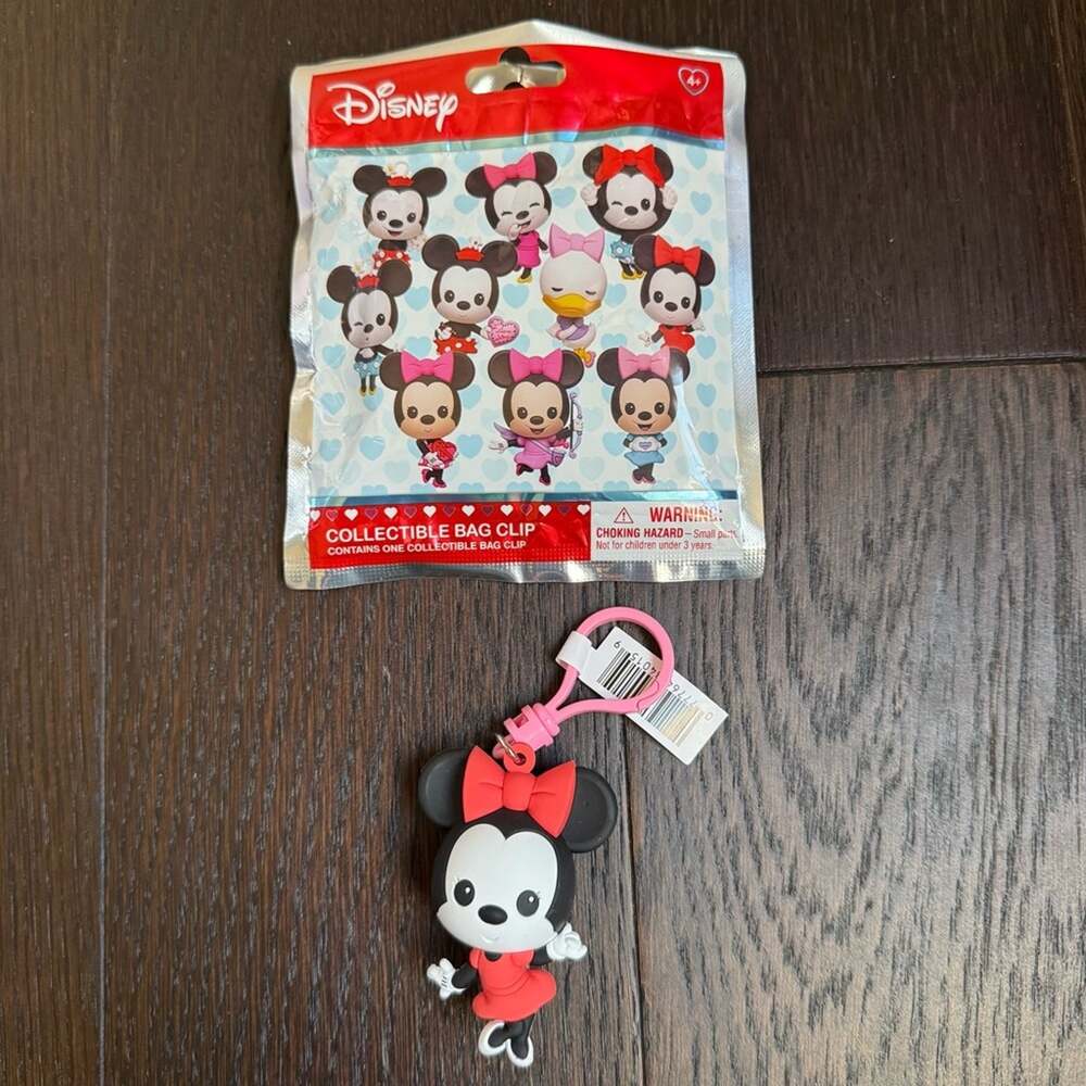 Disney Valentine's Day Surprise Figural Bag Clip - Minnie Mouse Striking a Pose